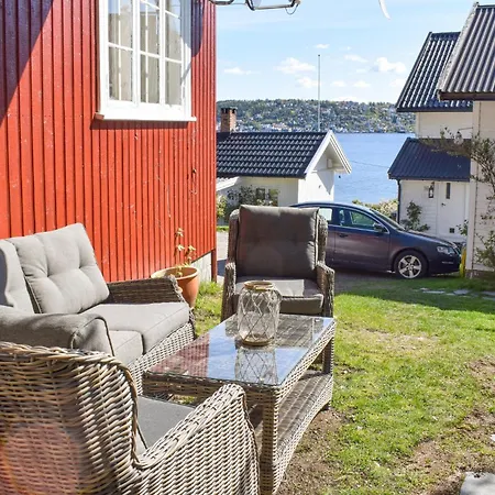 Semesterbostad Stunning Home In Saetre With House Sea View